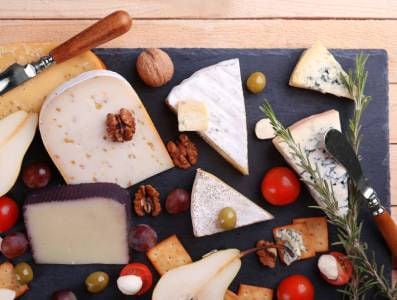 菌种和凝结剂对奶酪味道和质构的作用