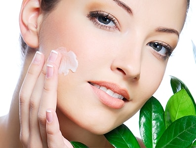 Intense natural rejuvenating skin care formulation complex