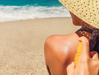 Gentle sunscreen spray SPF 30 formulation – Hawaii compliant