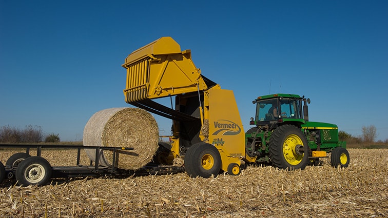 Harvesting corn stover to produce cellulosic ethanol