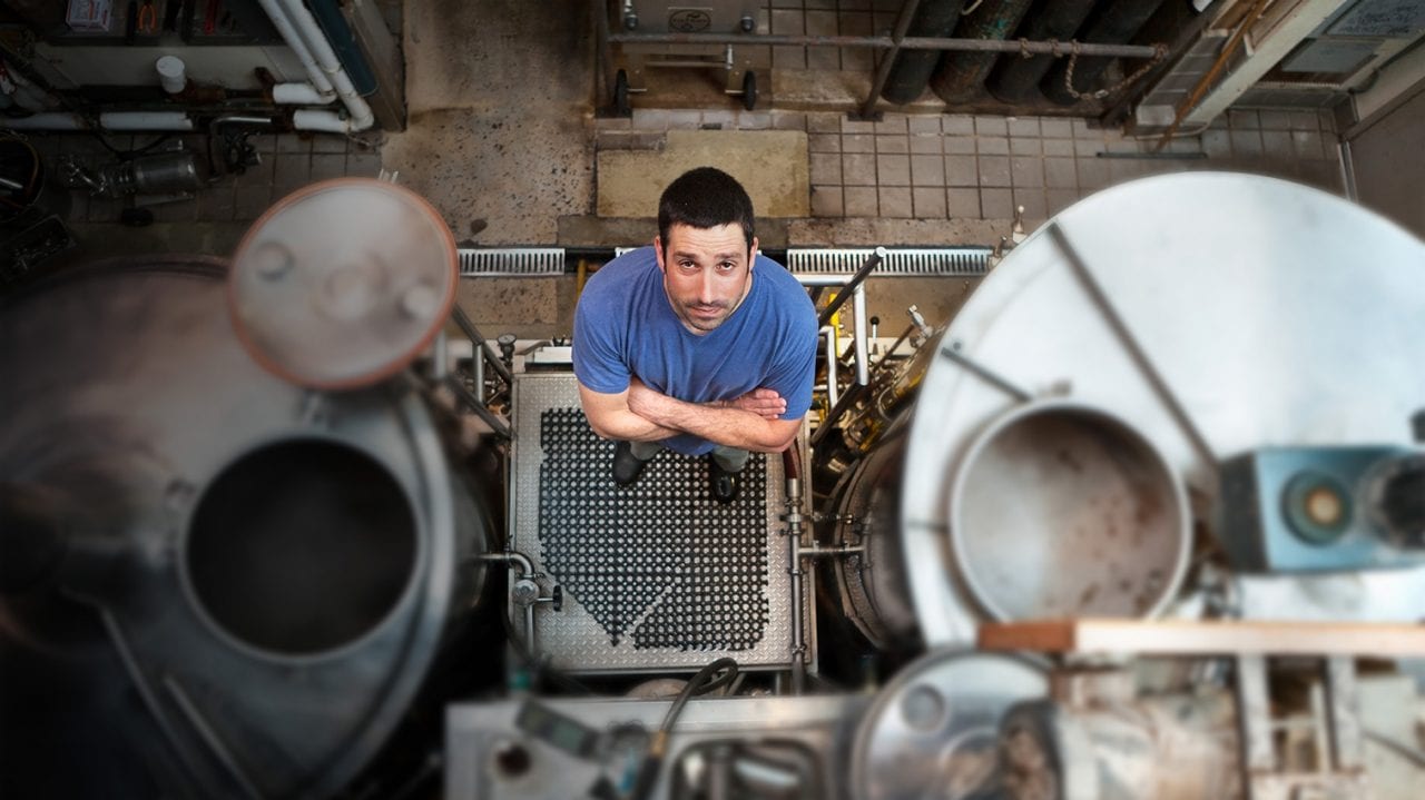Beer: Brewer Waits For Wort To Transfer To Brew Kettle