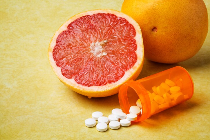 Recent published research shows that grapefruit and grapefruit juice can react adversely with over 40 prescription medications. Reaction to the combination can be toxic to the kidneys, cause GI bleeding, respiratory failure and even sudden death for people with comprised immune systems. 